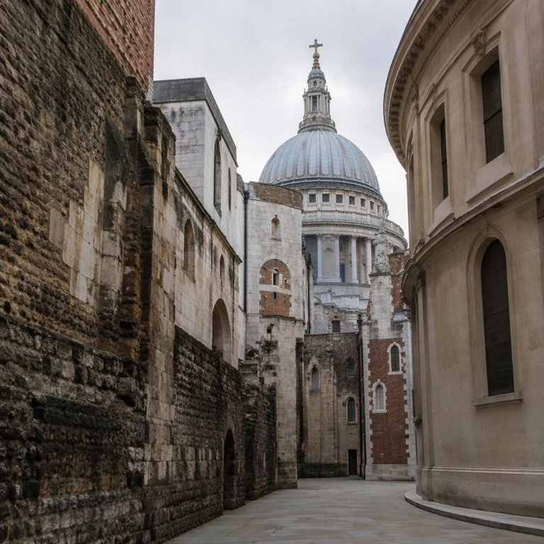 The Old City: Fire, Fagin & the Gallows — London