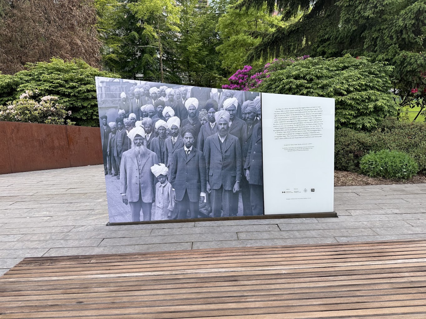 Gastown & Chinatown: Bricks, Steam & Gold — Vancouver
